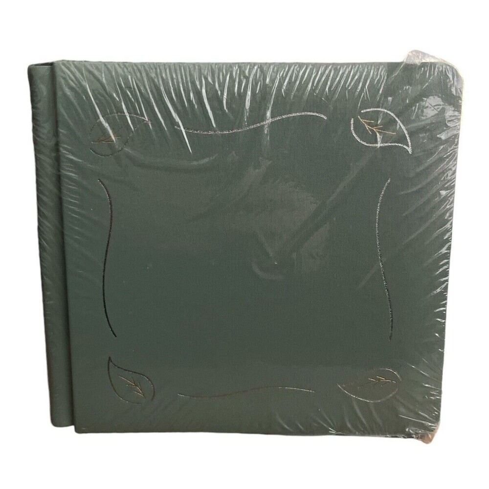Creative Memories Scrapbook Album 7 x 7 Olive Silver Leaf Trim Pages Sealed